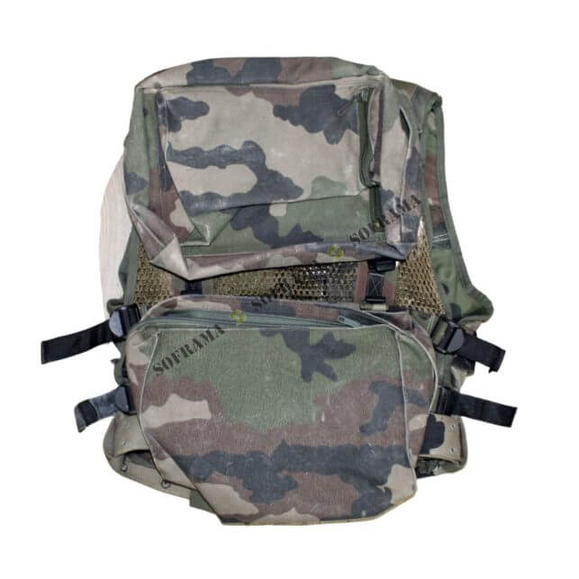Gilet d'assaut Français avec accessoires – Image 2