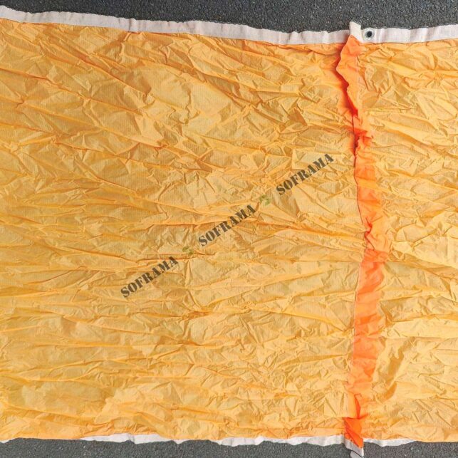 Petit parachute de guidage – Image 2