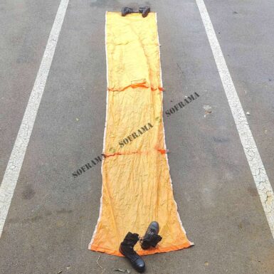 Petit parachute de guidage
